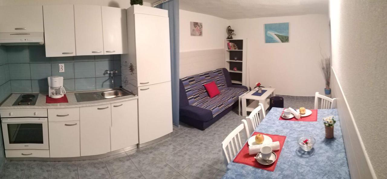 Apartmani Tanja Bol Exterior photo