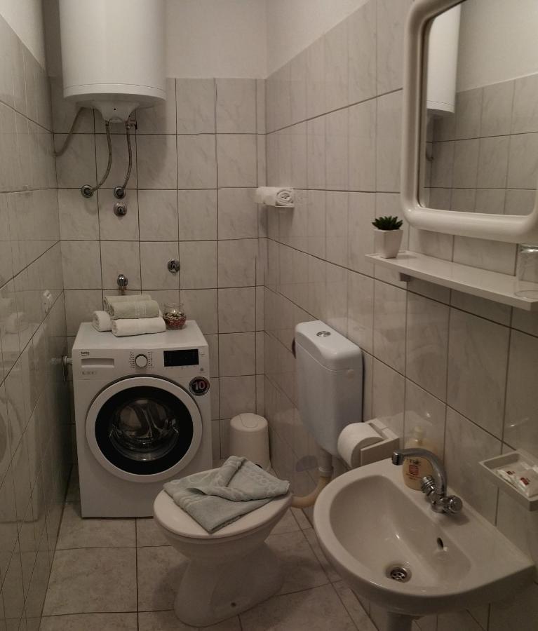 Apartmani Tanja Bol Exterior photo